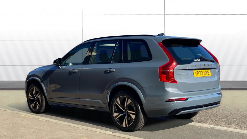 Volvo XC90 2.0 B5D [235] Plus Dark 5dr AWD Geartronic Diesel Estate - Image 2