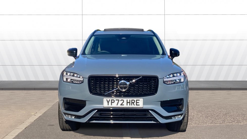 Volvo XC90 2.0 B5D [235] Plus Dark 5dr AWD Geartronic Diesel Estate - Image 3