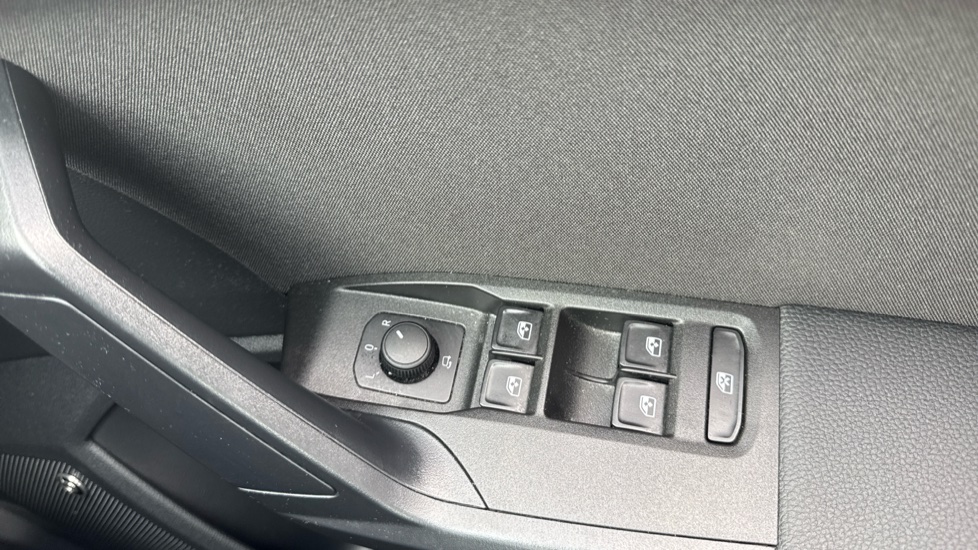 SEAT Ibiza 1.0 TSI Anniversary Limited Edition 5dr Petrol Hatchback - Image 25