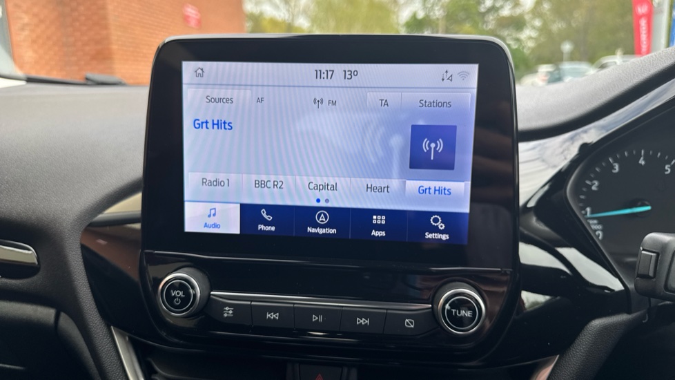 Ford Fiesta 1.0 EcoBoost Hybrid mHEV 125 Trend 5dr Petrol Hatchback - Image 30