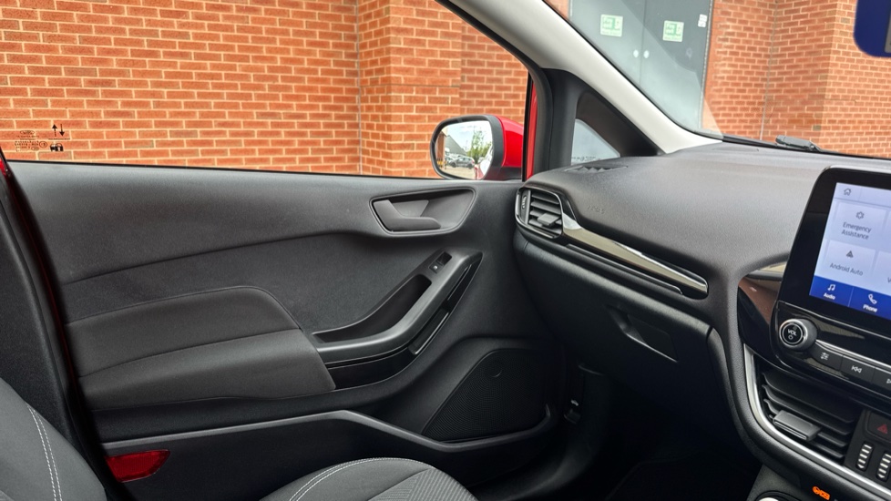 Ford Fiesta 1.0 EcoBoost Hybrid mHEV 125 Trend 5dr Petrol Hatchback - Image 34