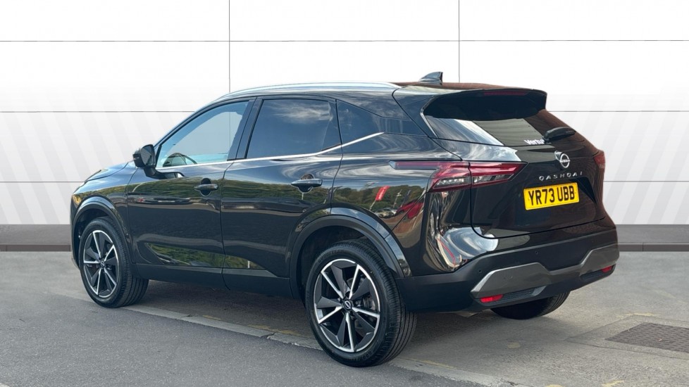 Nissan Qashqai 1.3 DiG-T MH Tekna 5dr Petrol Hatchback - Image 2