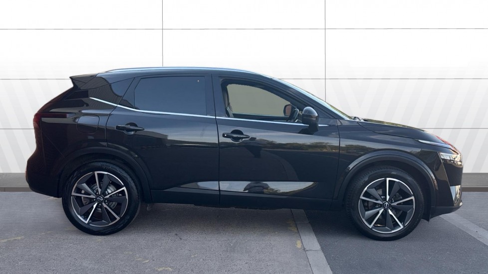 Nissan Qashqai 1.3 DiG-T MH Tekna 5dr Petrol Hatchback - Image 5