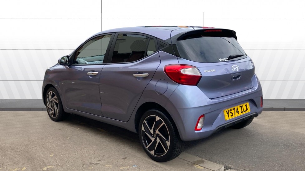 Hyundai i10 1.0 [63] Premium 5dr [Nav] Petrol Hatchback - Image 2