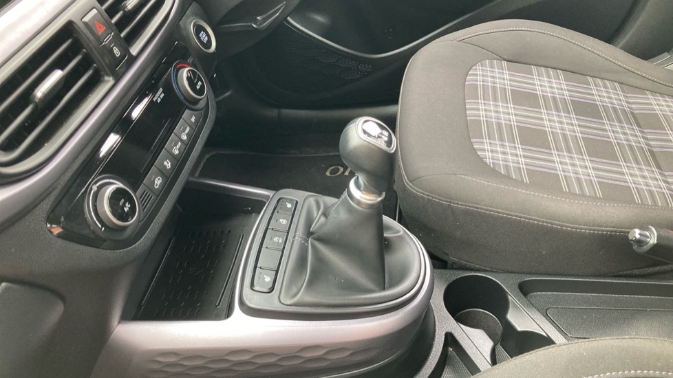 Hyundai i10 1.0 [63] Premium 5dr [Nav] Petrol Hatchback - Image 13