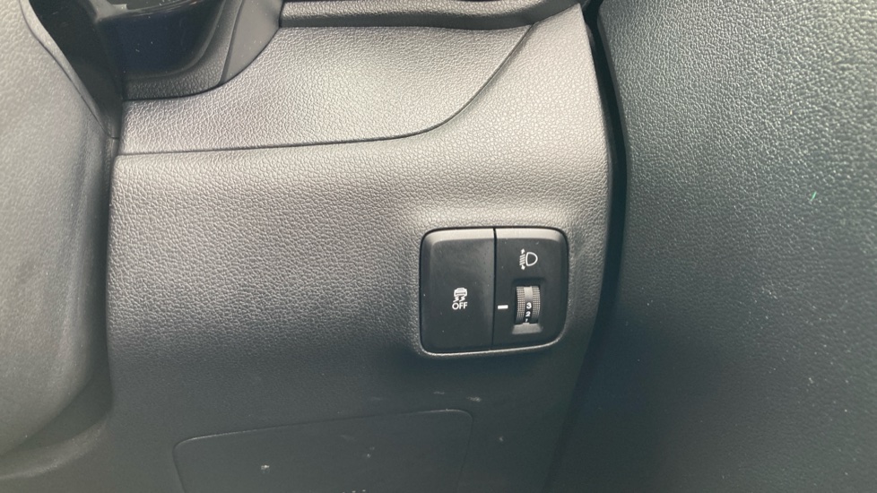 Hyundai i10 1.0 [63] Premium 5dr [Nav] Petrol Hatchback - Image 25