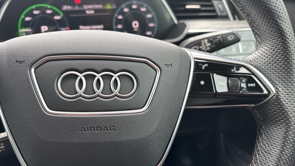 Audi e-tron 230kW 50 Quattro 71kWh Black Edition 5dr Auto Electric Estate - Image 28