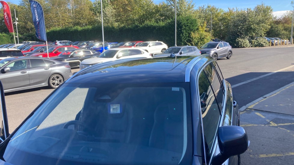 Volvo XC90 2.0 B5P Ultra Bright 5dr AWD Geartronic Petrol Estate - Image 41