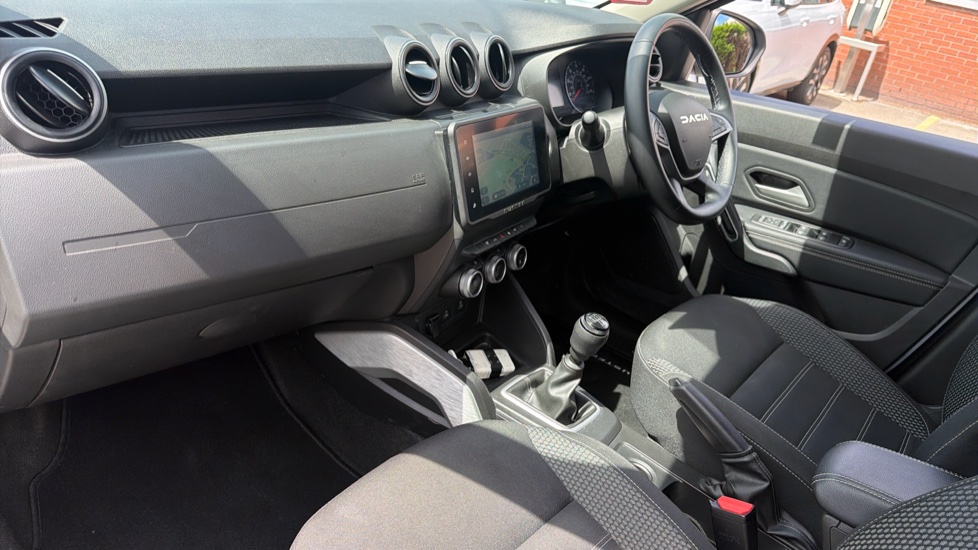 Dacia Duster 1.0 TCe 90 Journey 5dr Petrol Estate - Image 9