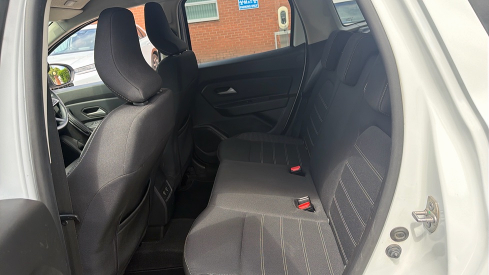 Dacia Duster 1.0 TCe 90 Journey 5dr Petrol Estate - Image 16