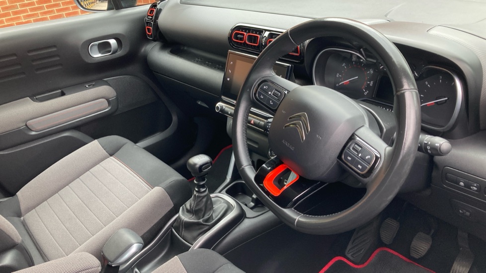 Citroen C3 Aircross 1.2 PureTech 110 Shine Plus 5dr Petrol Hatchback - Image 11