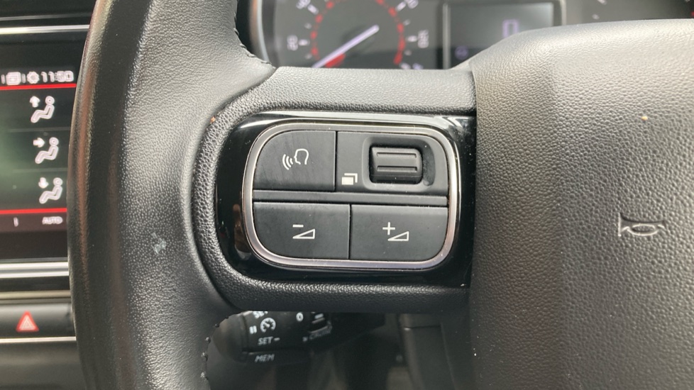 Citroen C3 Aircross 1.2 PureTech 110 Shine Plus 5dr Petrol Hatchback - Image 21