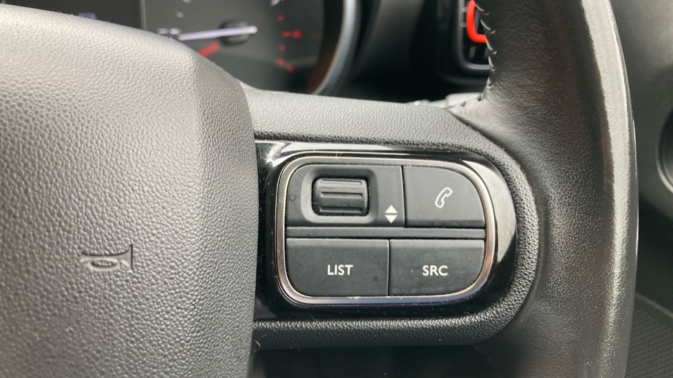 Citroen C3 Aircross 1.2 PureTech 110 Shine Plus 5dr Petrol Hatchback - Image 22