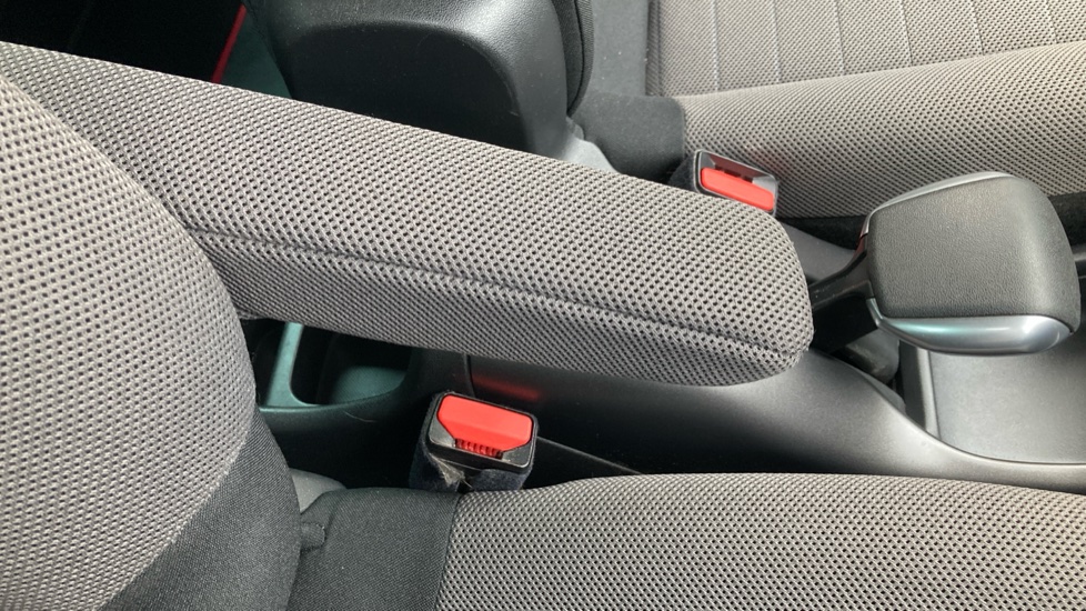 Citroen C3 Aircross 1.2 PureTech 110 Shine Plus 5dr Petrol Hatchback - Image 35