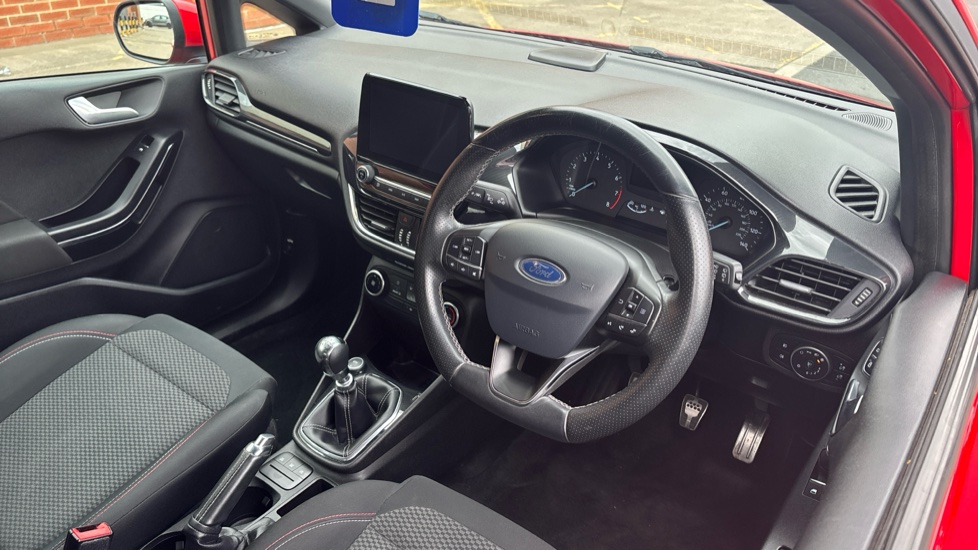 Ford Fiesta 1.0 EcoBoost 125 ST-Line 3dr Petrol Hatchback - Image 11