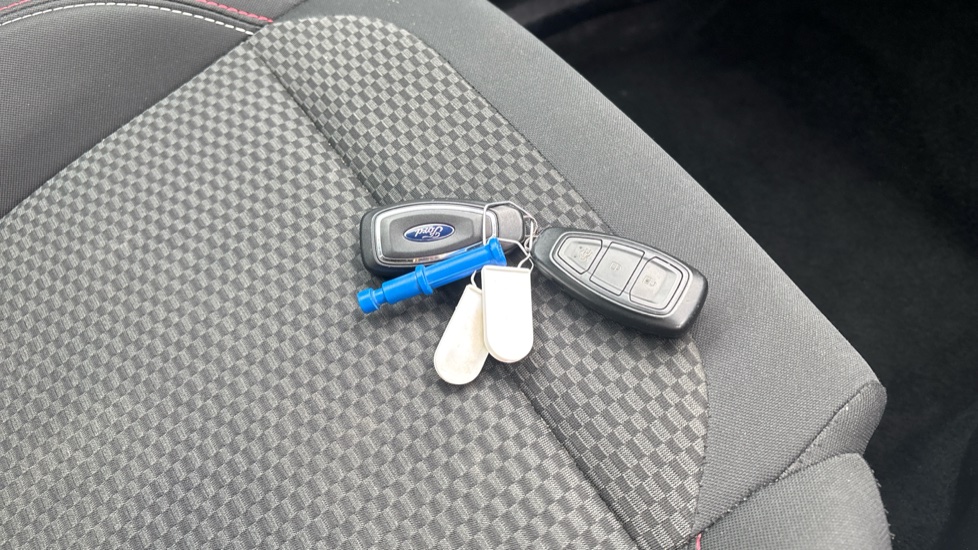 Ford Fiesta 1.0 EcoBoost 125 ST-Line 3dr Petrol Hatchback - Image 20
