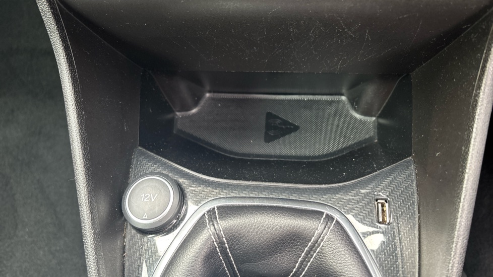 Ford Fiesta 1.0 EcoBoost 125 ST-Line 3dr Petrol Hatchback - Image 41