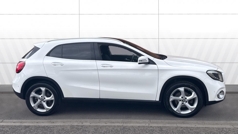 Mercedes-Benz GLA 200 Sport Premium Plus 5dr Auto Petrol Hatchback - Image 5