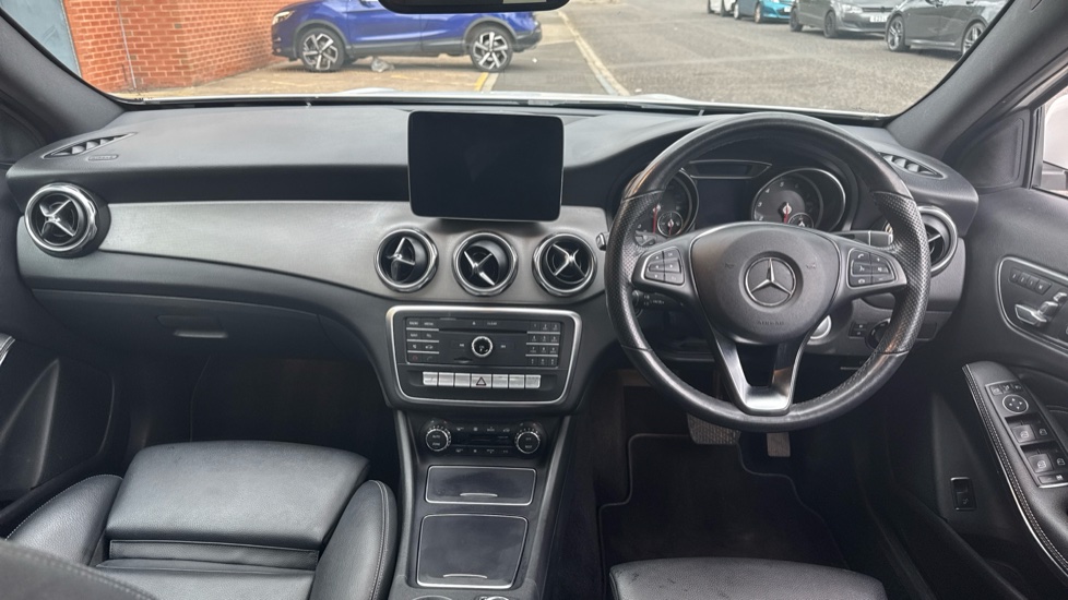 Mercedes-Benz GLA 200 Sport Premium Plus 5dr Auto Petrol Hatchback - Image 10