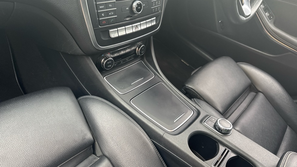 Mercedes-Benz GLA 200 Sport Premium Plus 5dr Auto Petrol Hatchback - Image 13