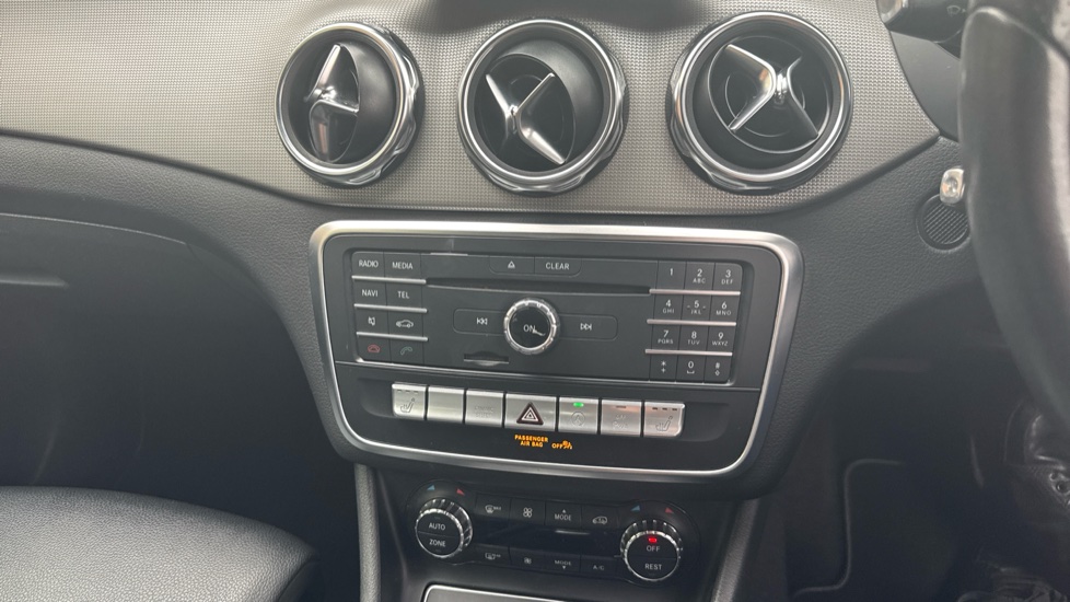 Mercedes-Benz GLA 200 Sport Premium Plus 5dr Auto Petrol Hatchback - Image 29