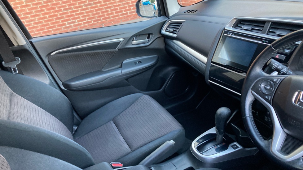 Honda Jazz 1.3 i-VTEC EX Navi 5dr CVT Petrol Hatchback - Image 14