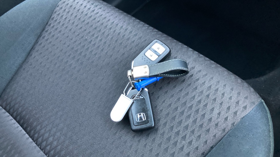 Honda Jazz 1.3 i-VTEC EX Navi 5dr CVT Petrol Hatchback - Image 20