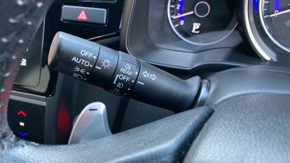 Honda Jazz 1.3 i-VTEC EX Navi 5dr CVT Petrol Hatchback - Image 27