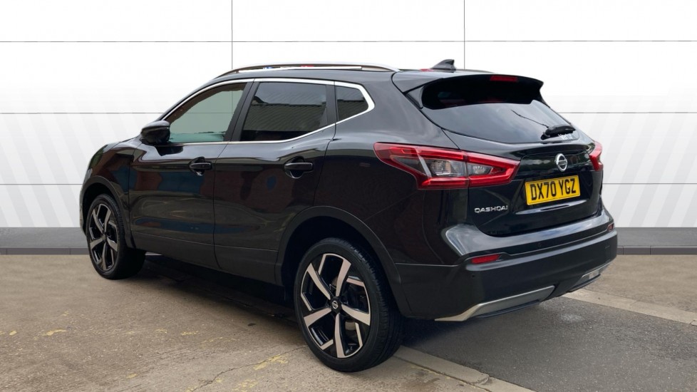 Nissan Qashqai 1.7 dCi Tekna 5dr Diesel Hatchback - Image 2