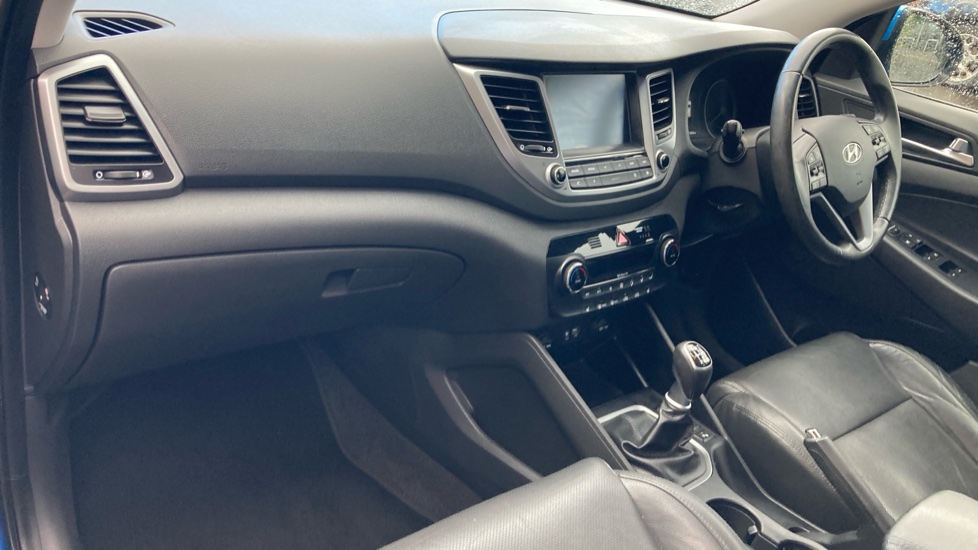 Hyundai TUCSON 2.0 CRDi Premium 5dr Diesel Estate - Image 9