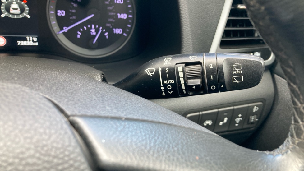 Hyundai TUCSON 2.0 CRDi Premium 5dr Diesel Estate - Image 34