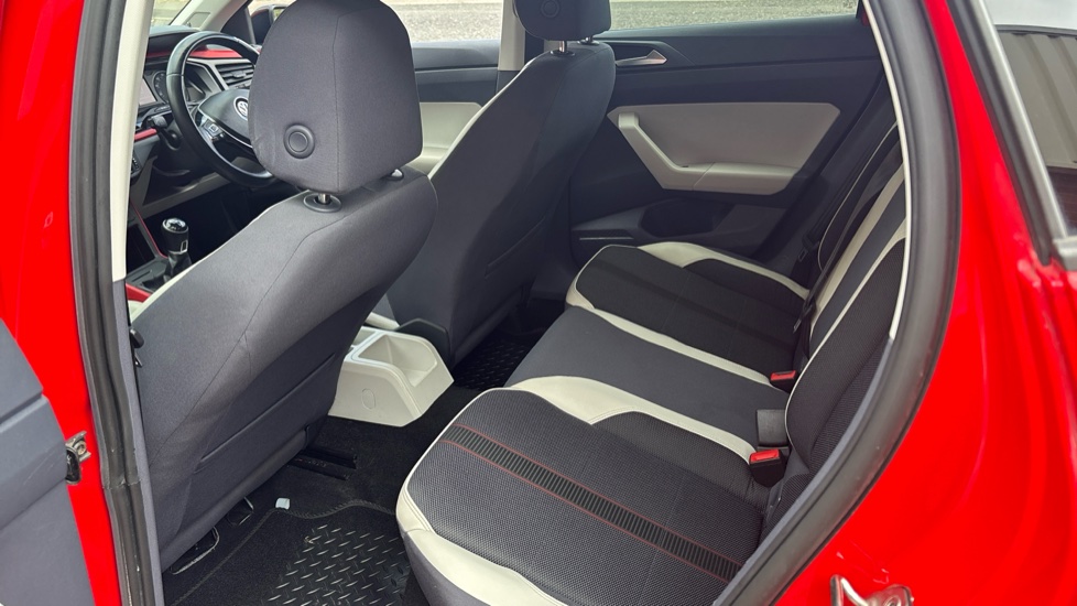 Volkswagen Polo 1.0 EVO 80 Beats 5dr Petrol Hatchback - Image 16