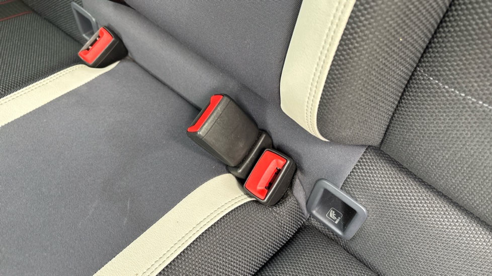 Volkswagen Polo 1.0 EVO 80 Beats 5dr Petrol Hatchback - Image 17