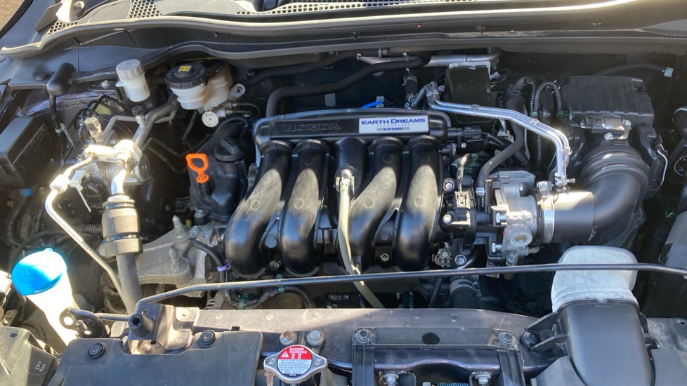 Honda HR-V 1.5 i-VTEC SE 5dr Petrol Hatchback - Image 8