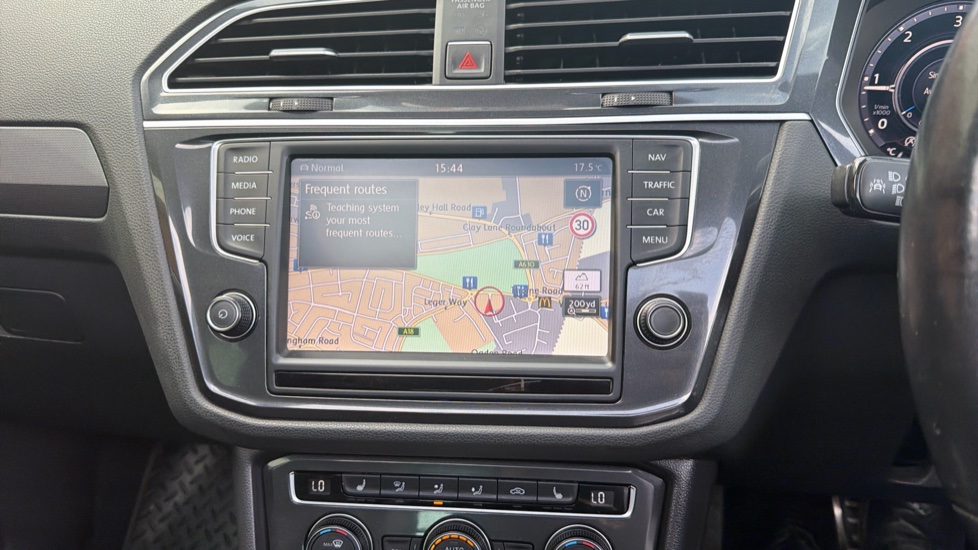 Volkswagen Tiguan 2.0 TDi 190 4Motion R-Line 5dr DSG Diesel Estate - Image 38