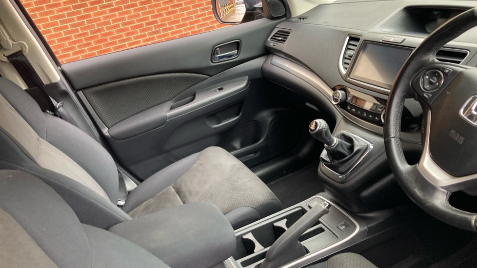Honda CR-V 1.6 i-DTEC SE Plus 5dr 2WD [Nav] Diesel Estate - Image 14