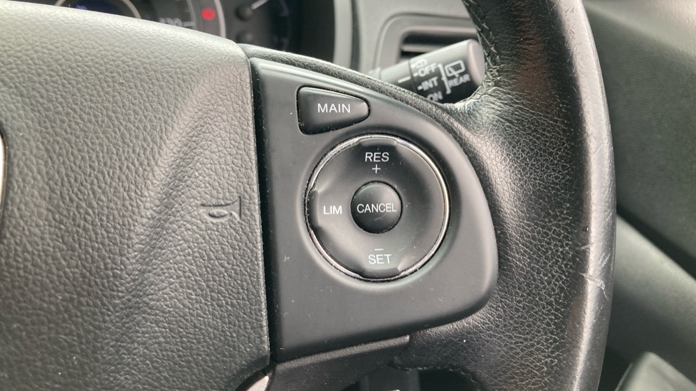 Honda CR-V 1.6 i-DTEC SE Plus 5dr 2WD [Nav] Diesel Estate - Image 22