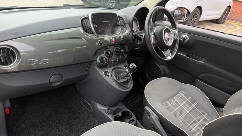 Fiat 500 1.2 Lounge 3dr Petrol Hatchback - Image 9