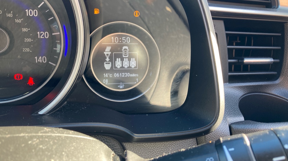 Honda Jazz 1.3 i-VTEC EX Navi 5dr CVT Petrol Hatchback - Image 30
