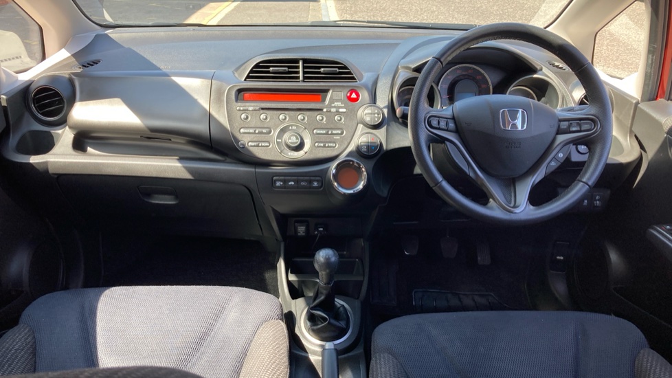 Honda Jazz 1.4 i-VTEC ES Plus 5dr Petrol Hatchback - Image 10