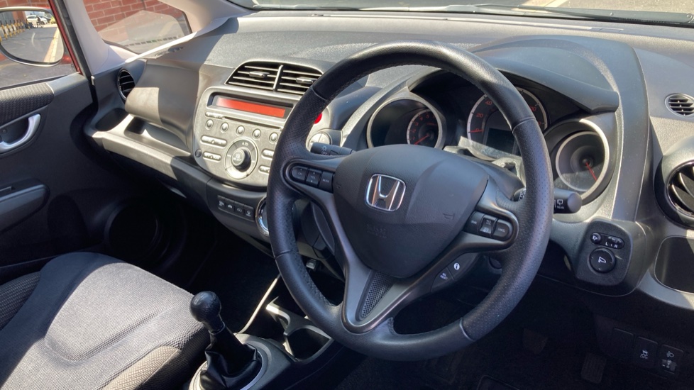 Honda Jazz 1.4 i-VTEC ES Plus 5dr Petrol Hatchback - Image 11