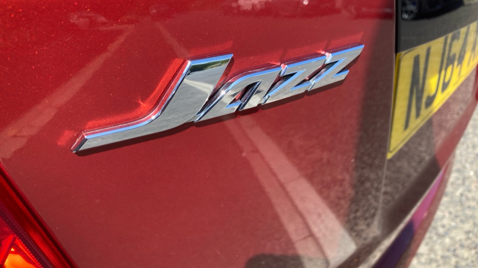 Honda Jazz 1.4 i-VTEC ES Plus 5dr Petrol Hatchback - Image 22