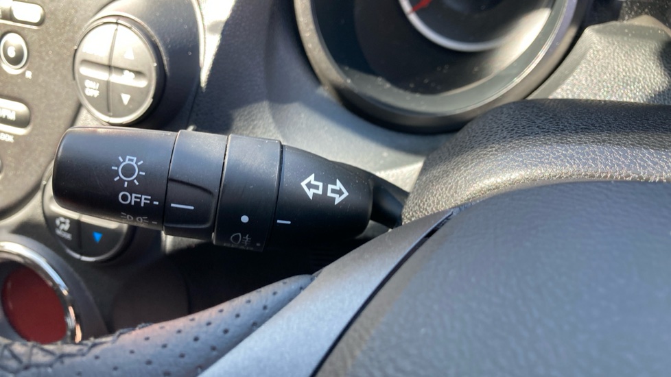 Honda Jazz 1.4 i-VTEC ES Plus 5dr Petrol Hatchback - Image 33