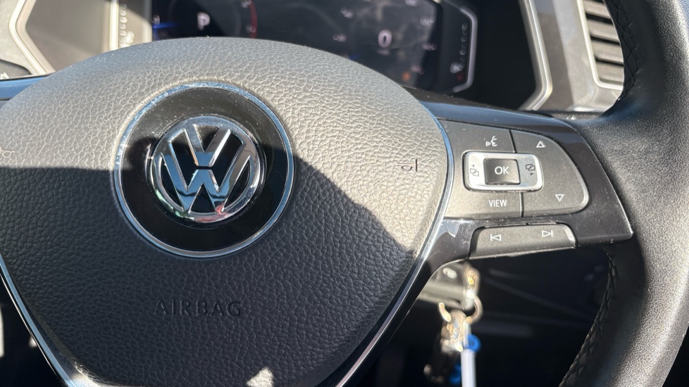 Volkswagen Tiguan 2.0 TSi 190 4Motion SEL 5dr DSG Petrol Estate - Image 30