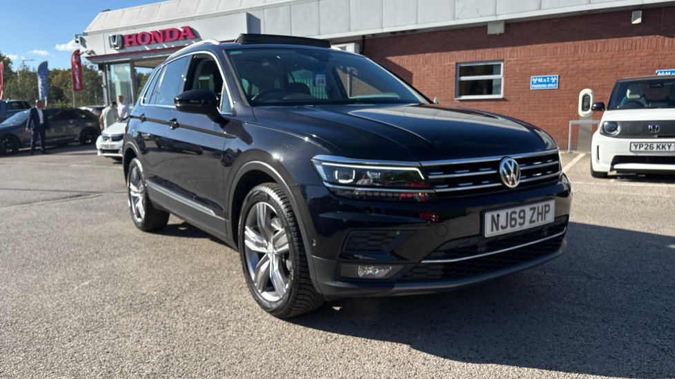 Volkswagen Tiguan 2.0 TSi 190 4Motion SEL 5dr DSG Petrol Estate - Image 39