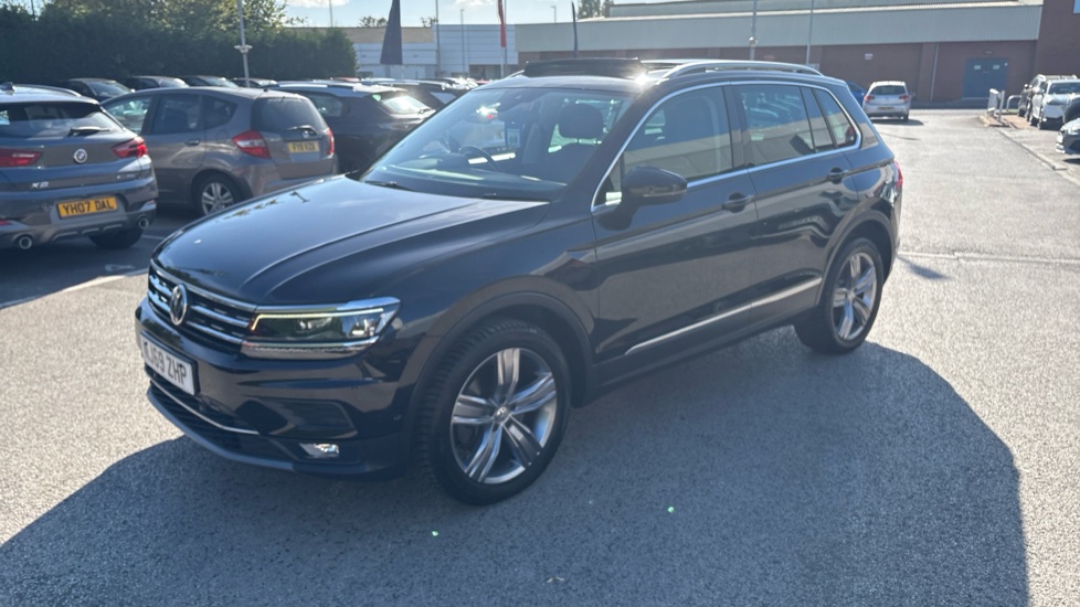 Volkswagen Tiguan 2.0 TSi 190 4Motion SEL 5dr DSG Petrol Estate - Image 40