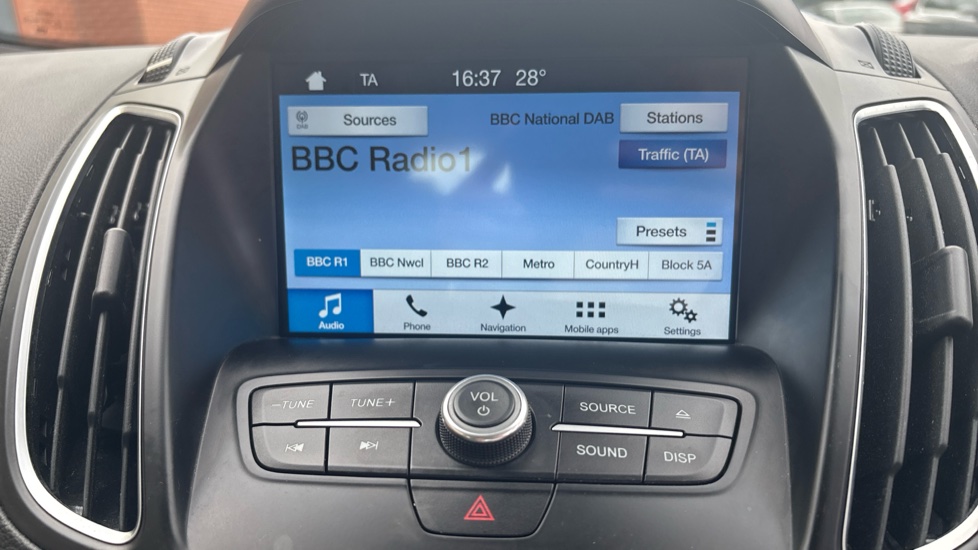 Ford C-MAX 1.0 EcoBoost 125 Titanium 5dr Petrol Estate - Image 32