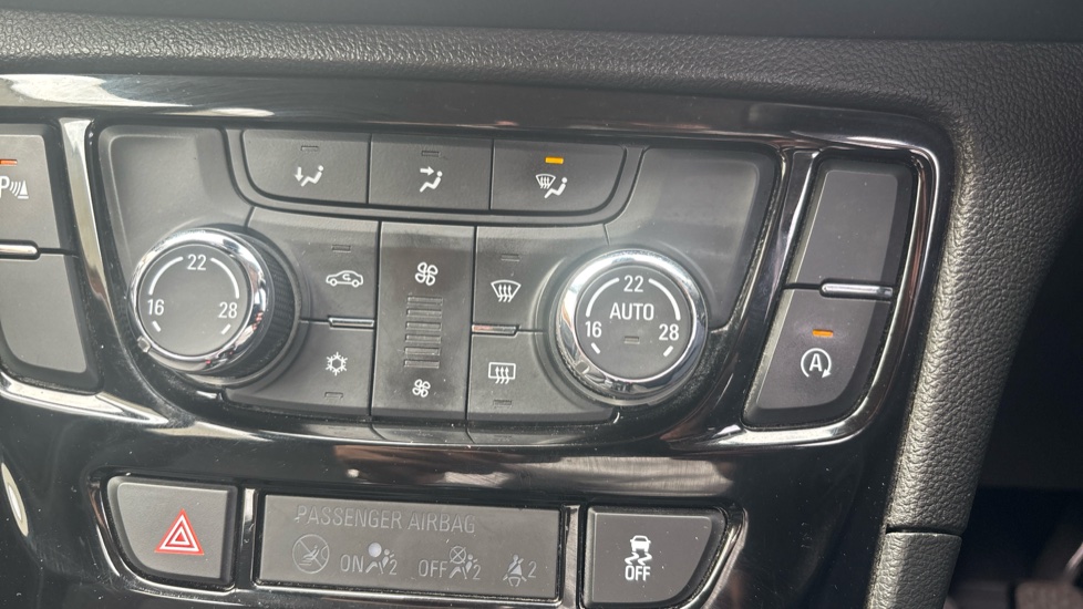 Vauxhall Mokka X 1.6CDTi [136] ecoFLEX Active 5dr Diesel Hatchback - Image 39