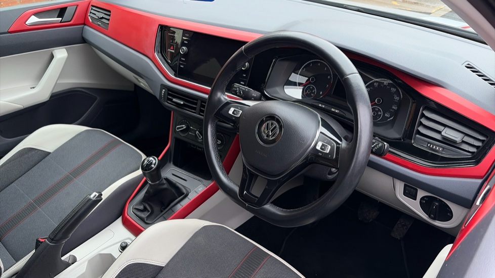 Volkswagen Polo 1.0 TSI 95 Beats 5dr Petrol Hatchback - Image 11