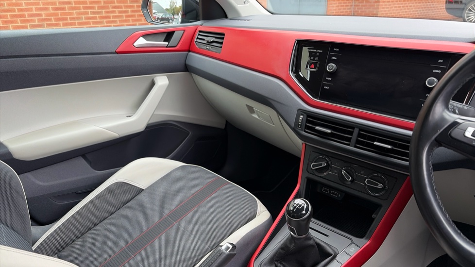 Volkswagen Polo 1.0 TSI 95 Beats 5dr Petrol Hatchback - Image 14